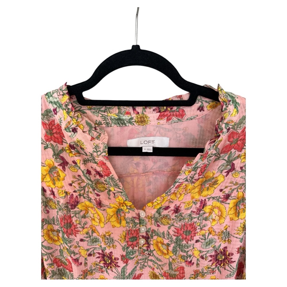LOFT Garden Ruffle Sleeve Blouse size Medium - Picture 3 of 9